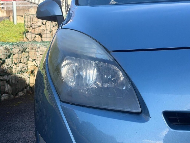 Renault Grand Scenic Dynamique Brown #43