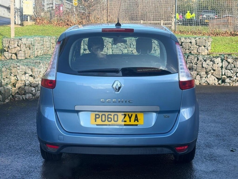 Renault Grand Scenic Dynamique Brown #8