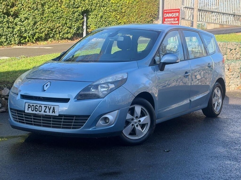 Renault Grand Scenic Dynamique Brown #17