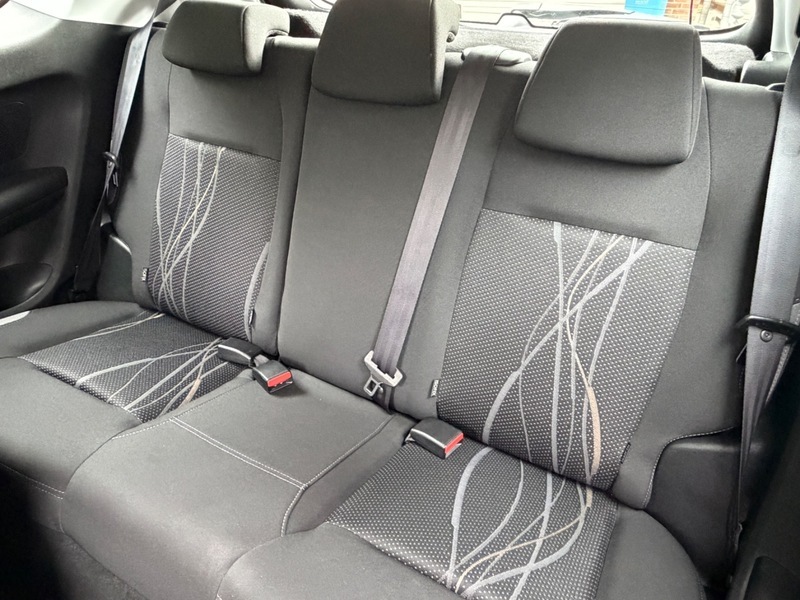 Peugeot 208 1.0 Active Silver #10