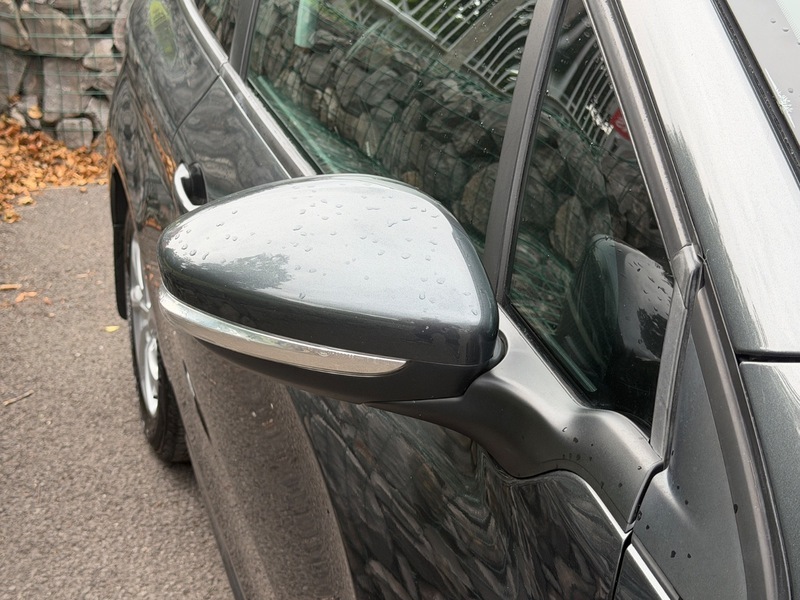 Peugeot 208 1.0 Active Silver #36