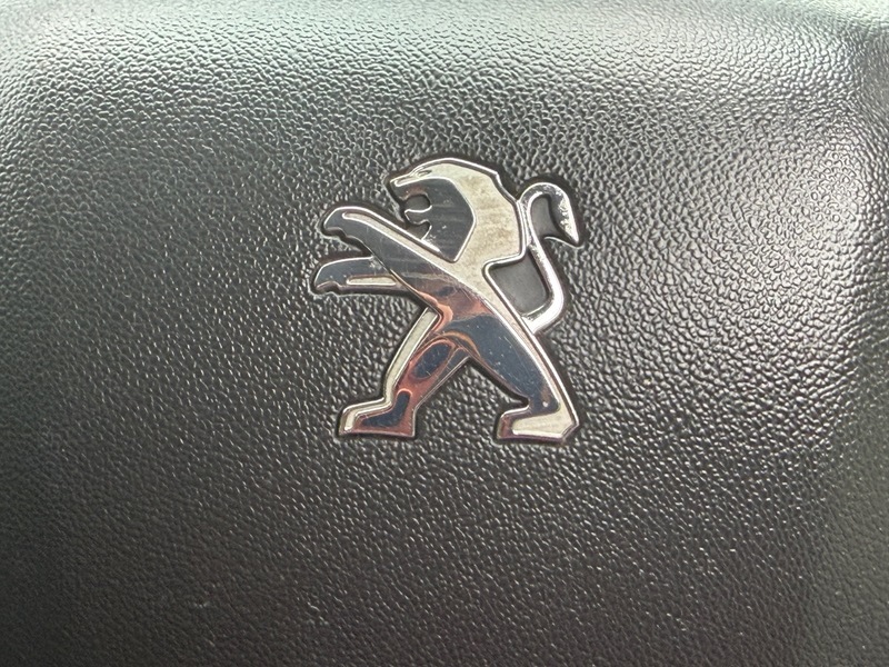 Peugeot 208 1.0 Active Silver #45
