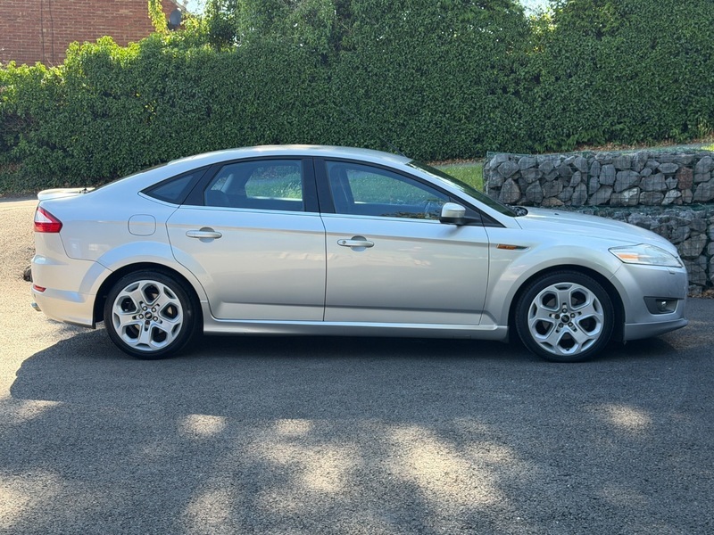 Ford Mondeo 2.0 2.0 Tdci Zetec Silver #18