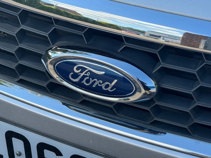 Ford Mondeo 2.0 2.0 Tdci Zetec Silver #50