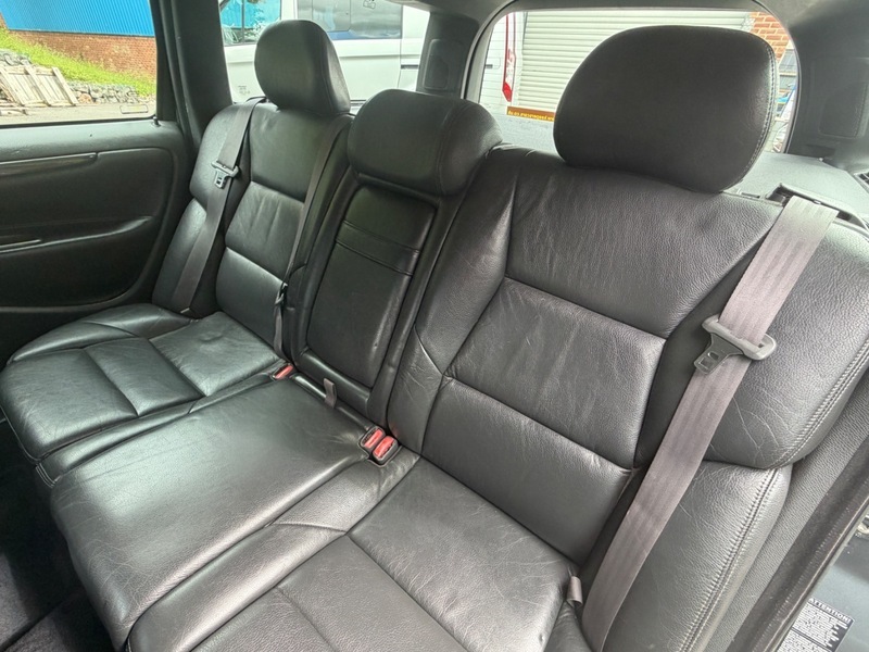 Volvo V70 Se Black #10