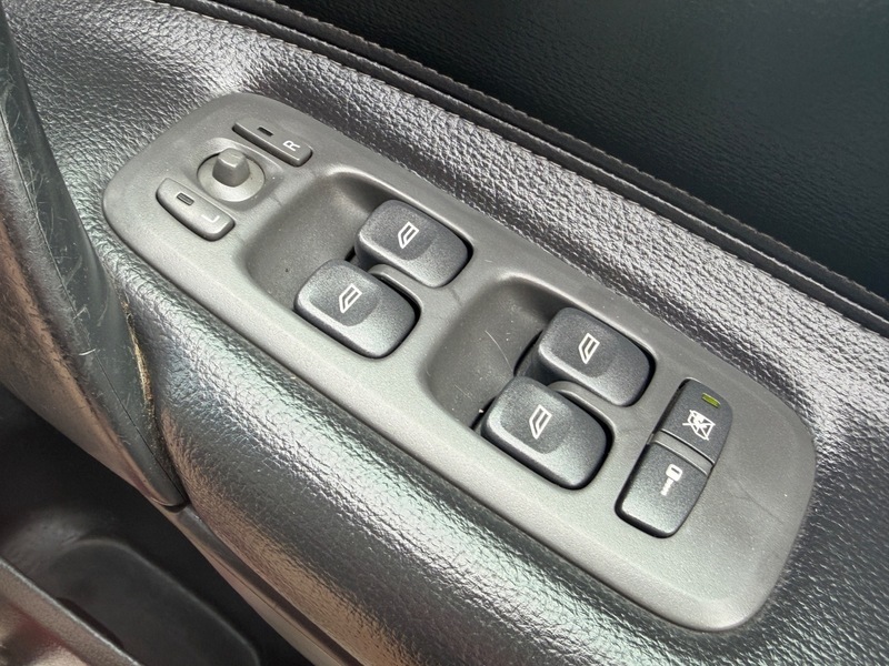 Volvo V70 Se Black #34
