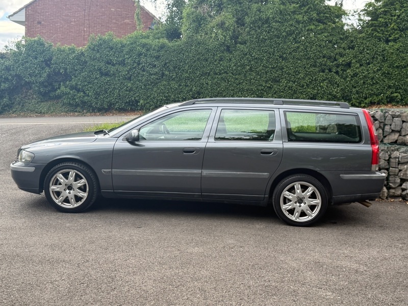 Volvo V70 2.3 T5 Se Grey #6