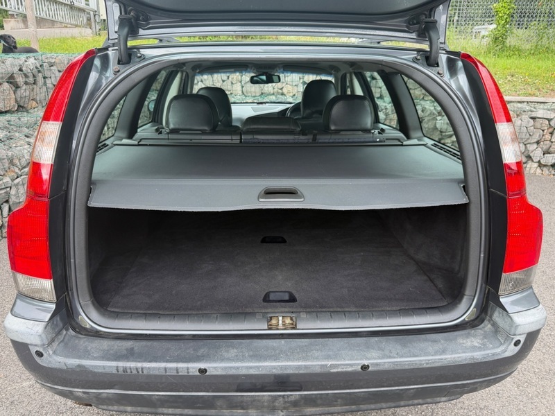 Volvo V70 Se Black #22