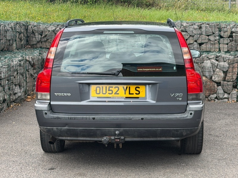 Volvo V70 Se Black #8