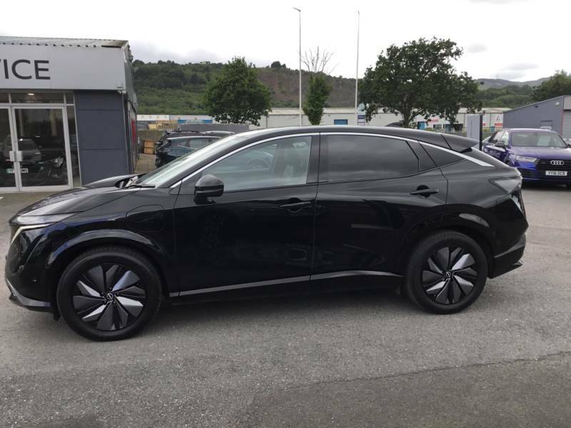 Nissan Ariya 87Kwh Evolve 22Kw Charger Black #4
