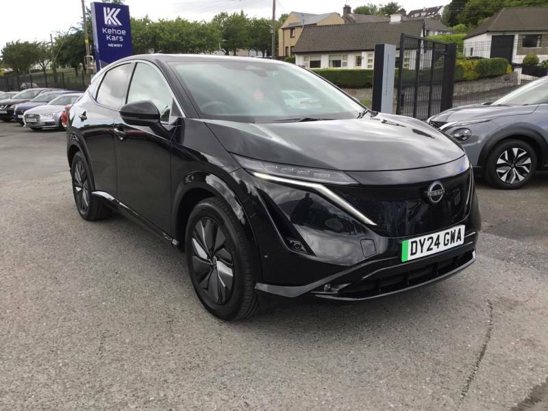 Nissan Ariya 87Kwh Evolve 22Kw Charger Black