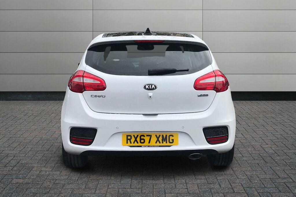 Kia Ceed 1.6 Crdi 4 Euro 6 Ss RX67XMG #3