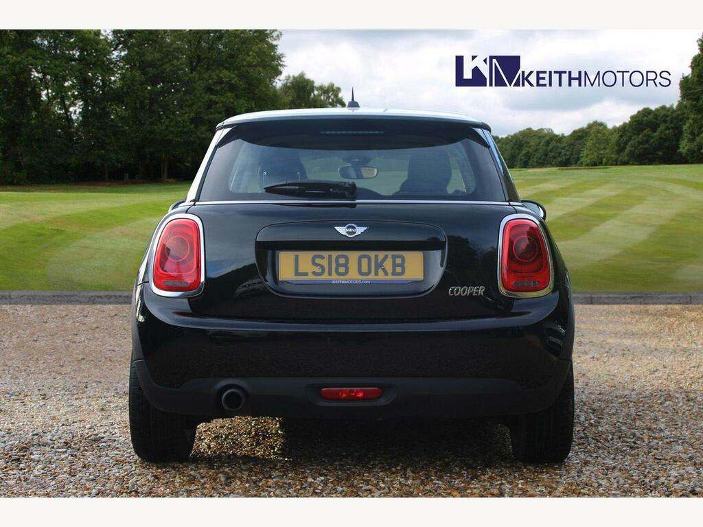 Mini Hatch 1.5 Cooper Hatchback Steptronic Black #4
