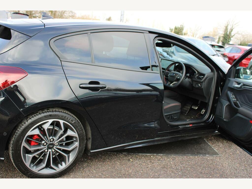 Ford Focus 1.0T Ecoboost Mhev St-line X Hatchback Black #5