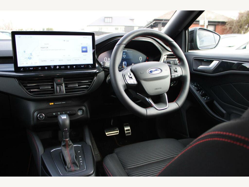Ford Focus 1.0T Ecoboost Mhev St-line X Hatchback Black #6