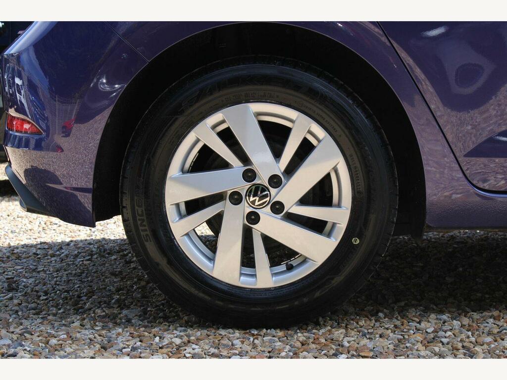 Volkswagen Polo 1.0 Tsi Life Hatchback Purple #5