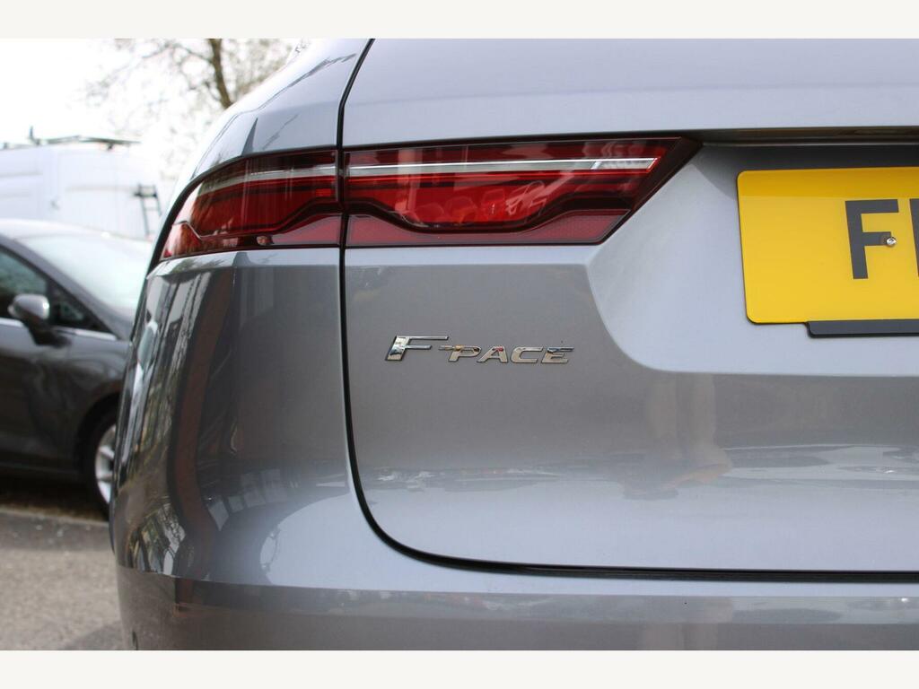 Jaguar F-Pace 2.0 D200 Mhev R-dynamic Hse Suv Aw Grey #5