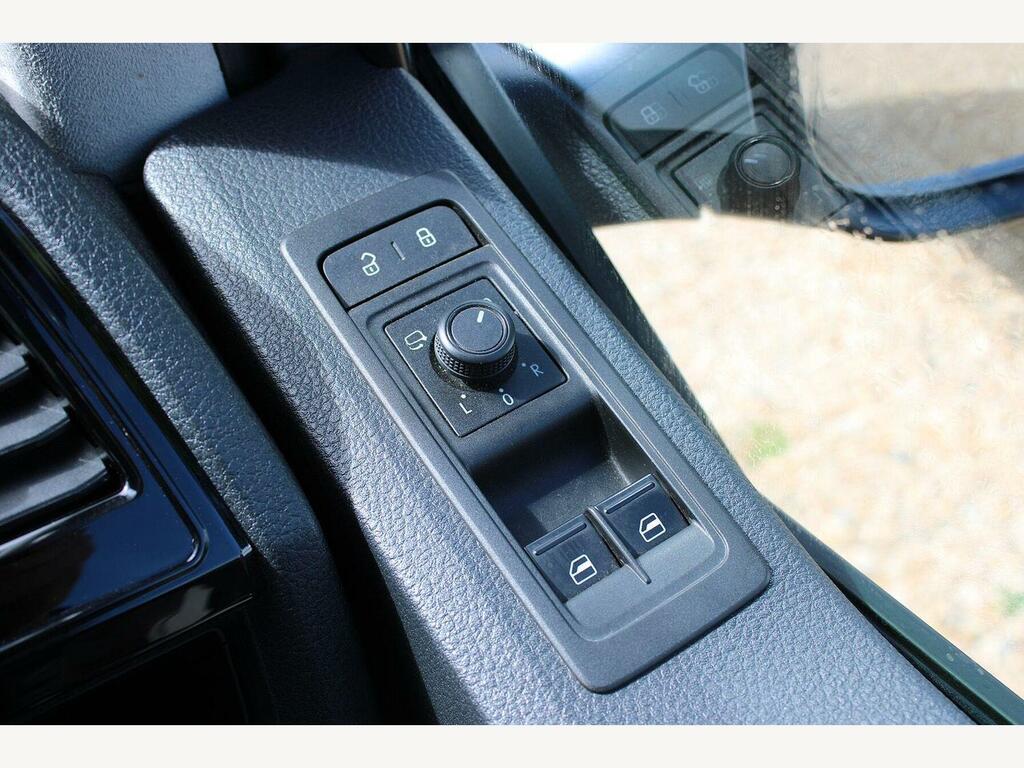 Volkswagen Transporter Sportline 2.0 Bitdi T32 Bluemotion Tech Sportline Crew Van D Silver #6