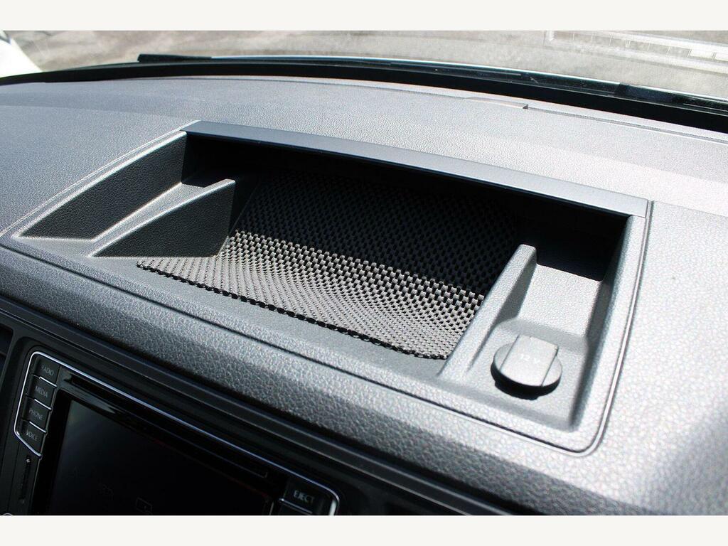 Volkswagen Transporter Sportline 2.0 Bitdi T32 Bluemotion Tech Window Van Diese Black #19