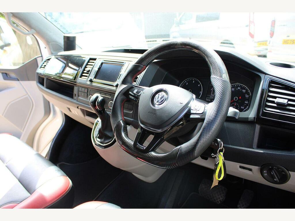 Volkswagen Transporter Sportline 2.0 Bitdi T32 Bluemotion Tech Window Van Diese Black #16