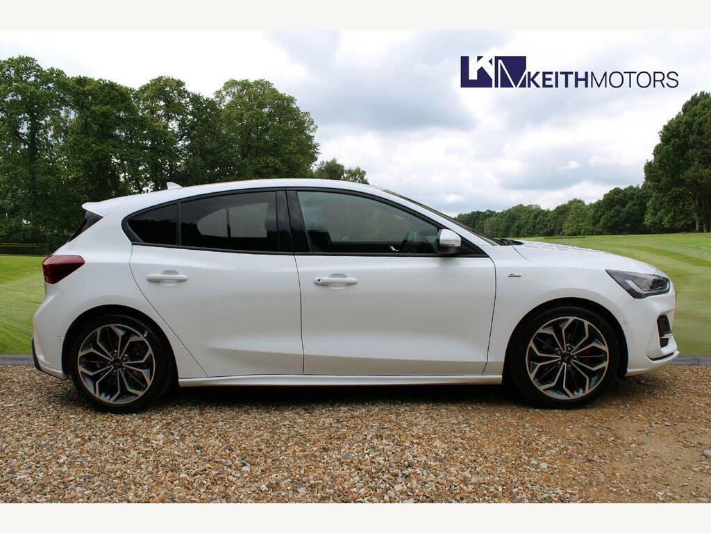 Ford Focus 1.0T Ecoboost St-line X Hatchback Manua White #3