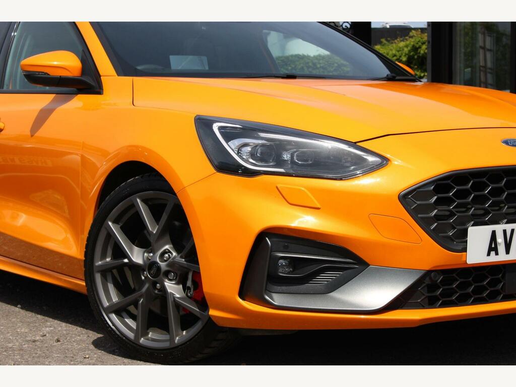 Ford Focus 2.3T Ecoboost St Hatchback Orange #5