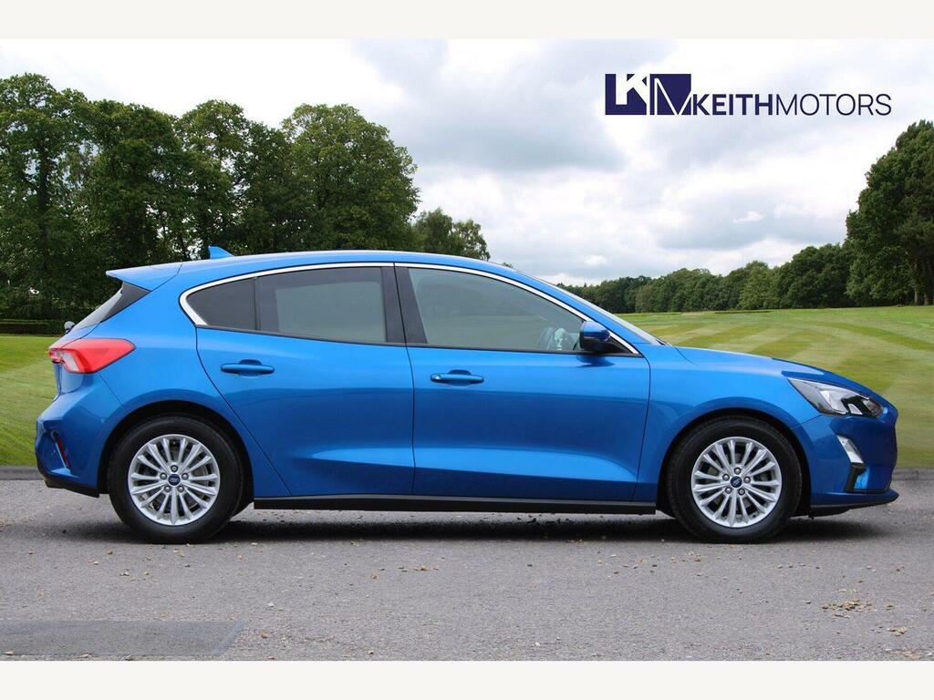 Ford Focus 1.5 Ecoblue Titanium Hatchback FL69YNG Blue #4