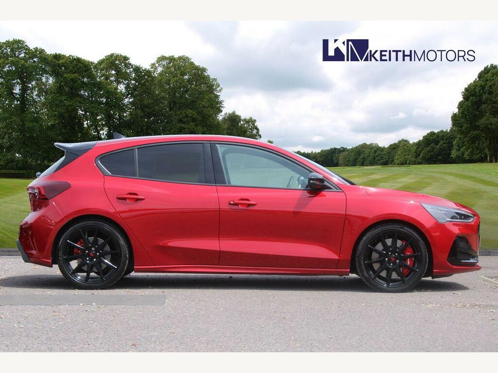Ford Focus 2.3T Ecoboost St Hatchback #4