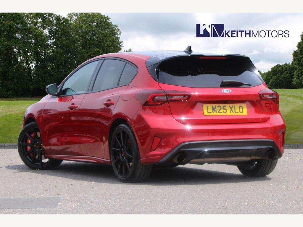 Ford Focus 2.3T Ecoboost St Hatchback #2