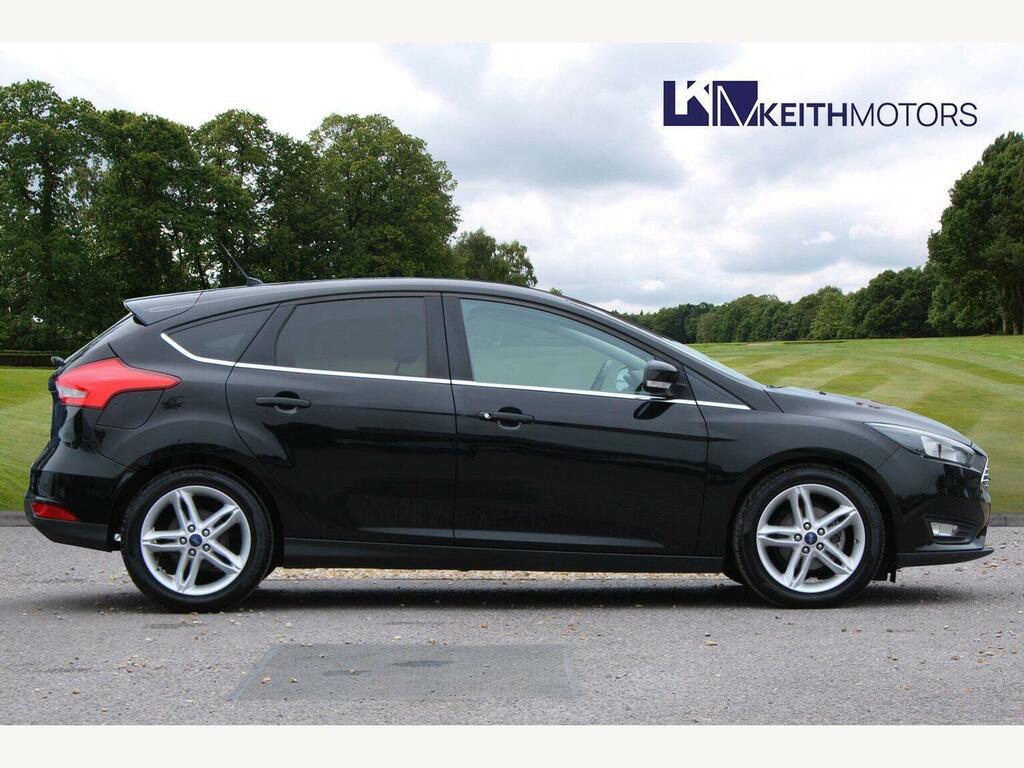 Ford Focus 1.0T Ecoboost Zetec Hatchback  #4