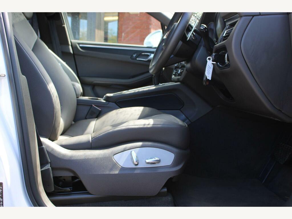 Porsche Macan Gts Pdk Black #77