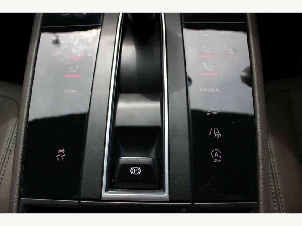 Porsche Macan Gts Pdk Black #71