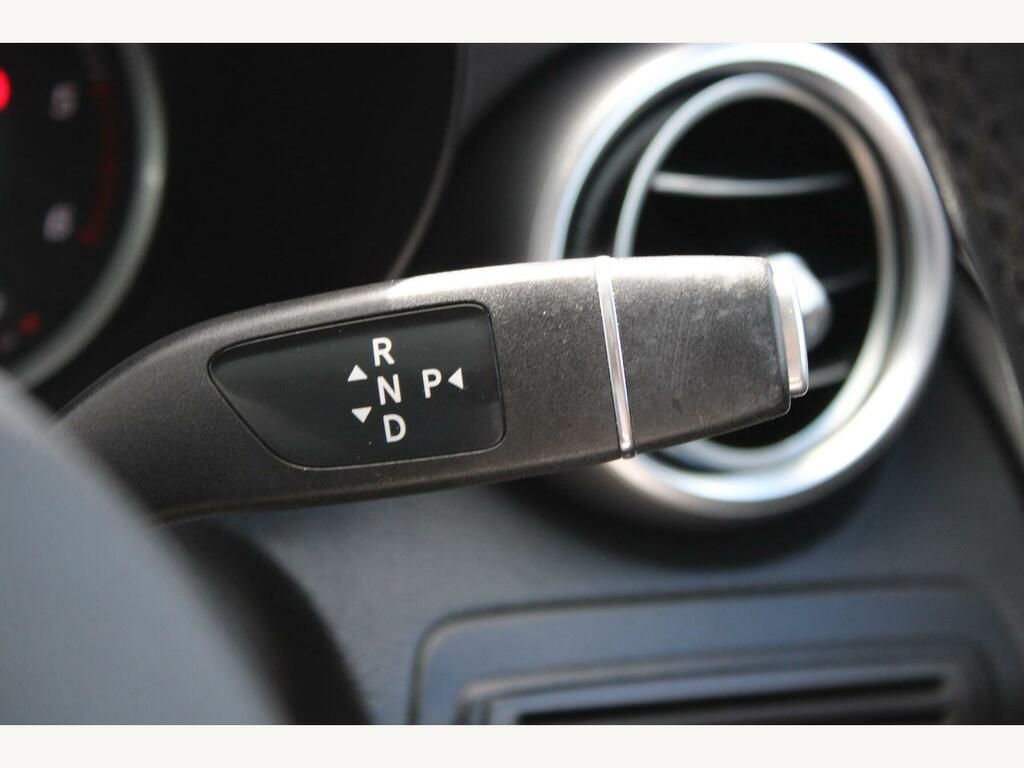 Mercedes-Benz GLC Class White #30