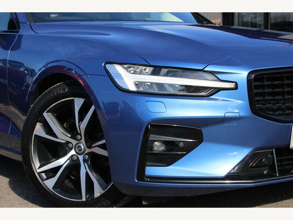 Volvo V60 2.0 B4 Mhev R-design Estate Hybrid #5