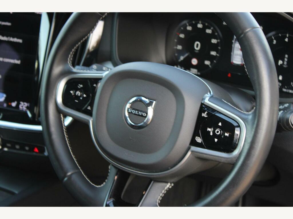 Volvo V60 R Design Red #53