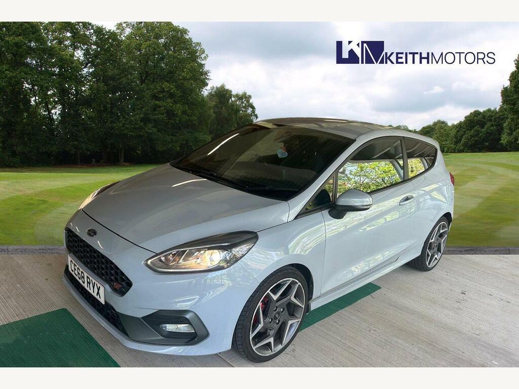 Ford Fiesta 1.5T Ecoboost St-2 Hatchback  #2
