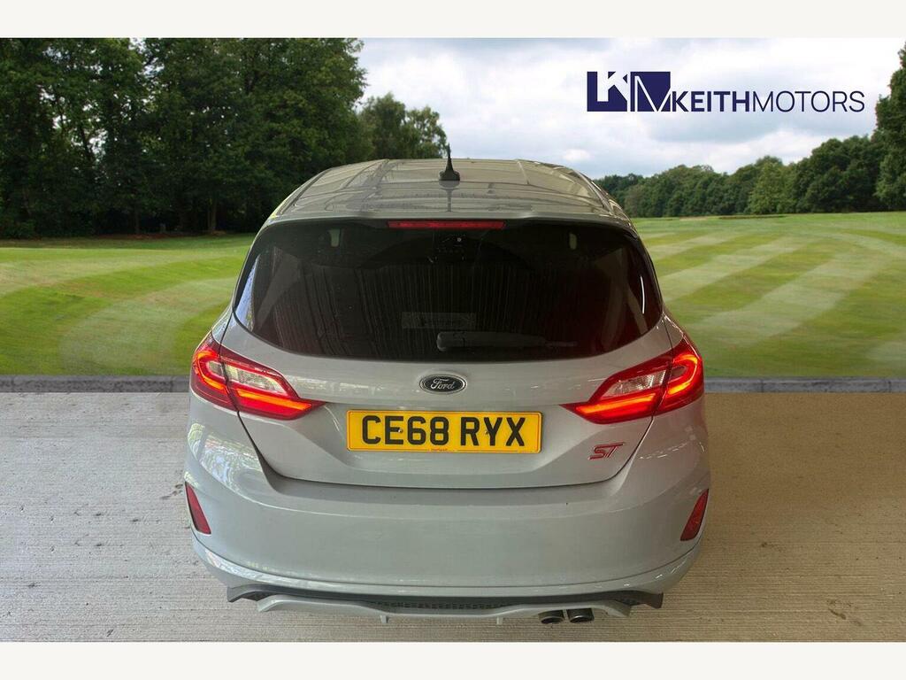 Ford Fiesta 1.5T Ecoboost St-2 Hatchback  #4