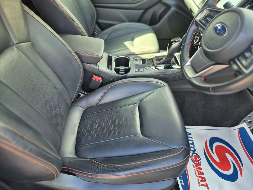 Subaru XV  White #18