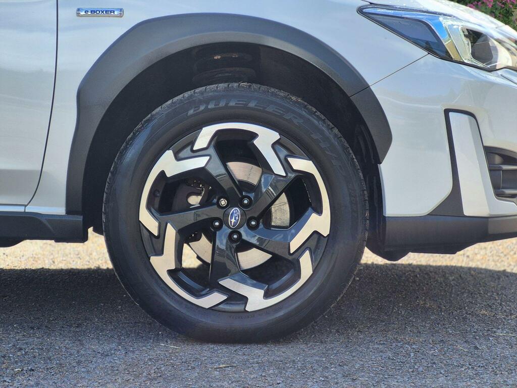 Subaru XV  White #12