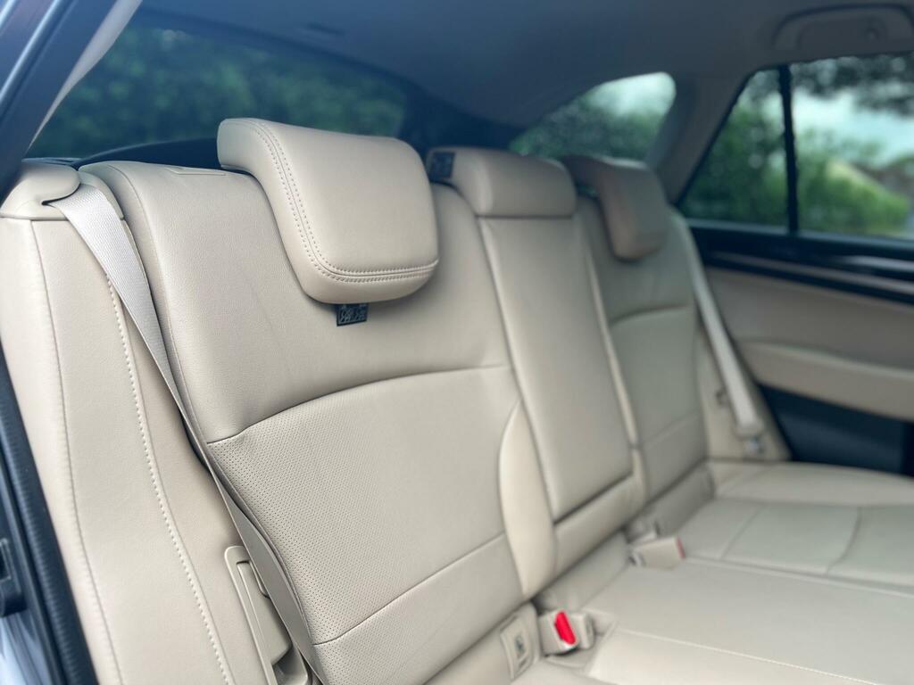 Subaru Outback Touring Black #33