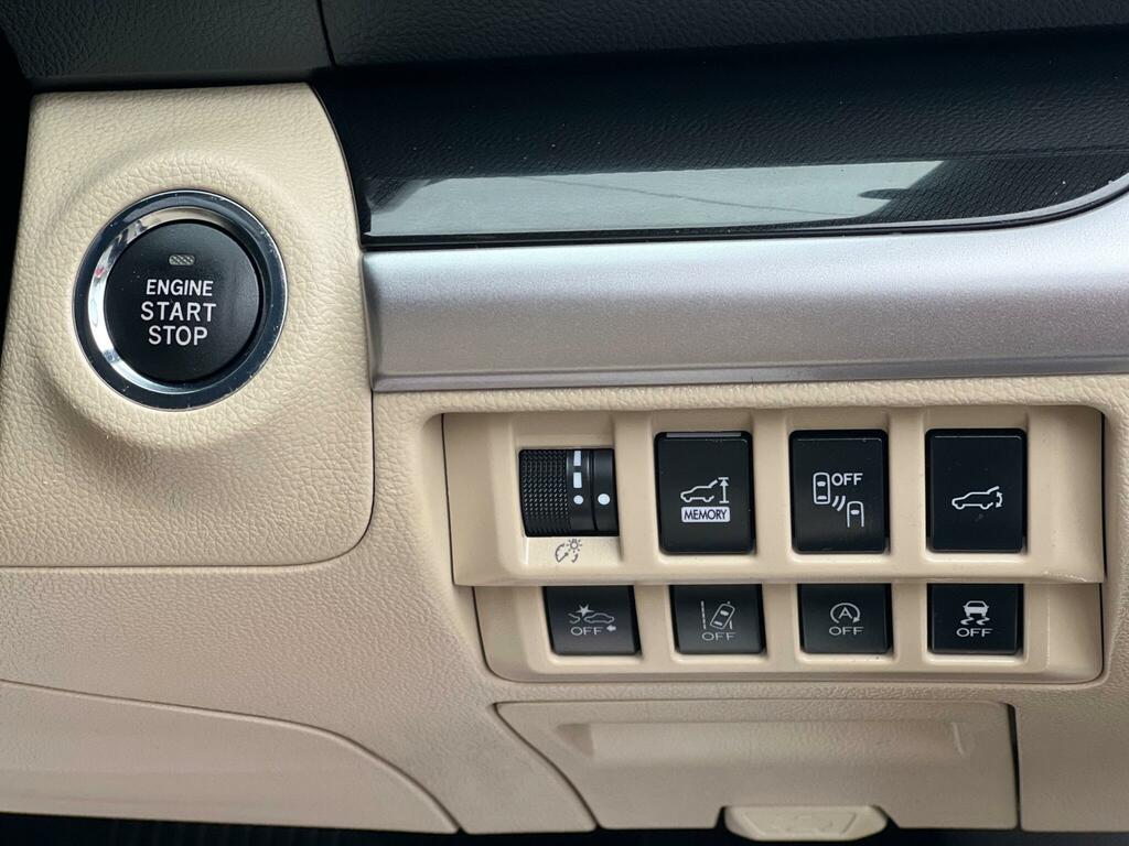 Subaru Outback Touring Black #41