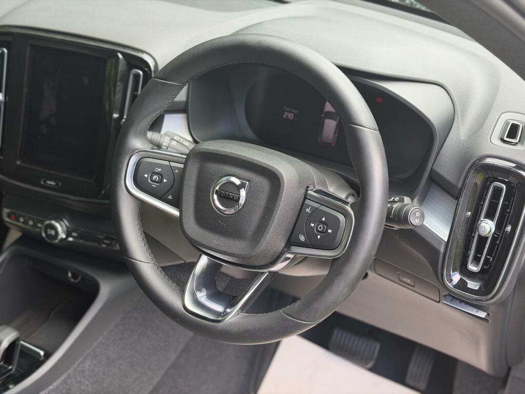 Volvo XC40 2.0 B3p Ultimate Dark Grey #22