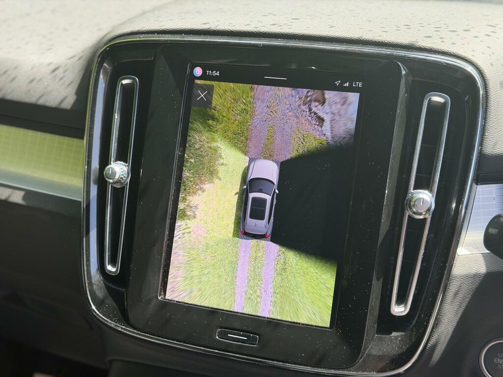 Volvo XC40 2.0 B3p Ultimate Dark Grey #26