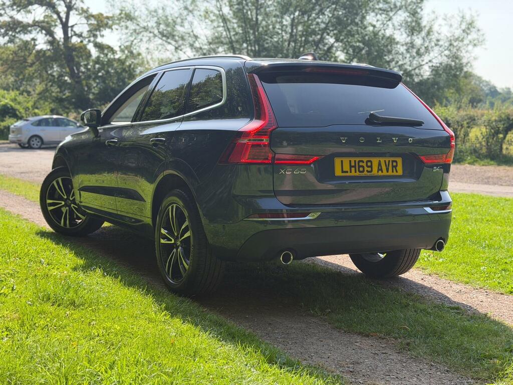 Volvo XC60 2.0 B4 Mhev Momentum Pro Awd Euro 6 Ss Blue #4