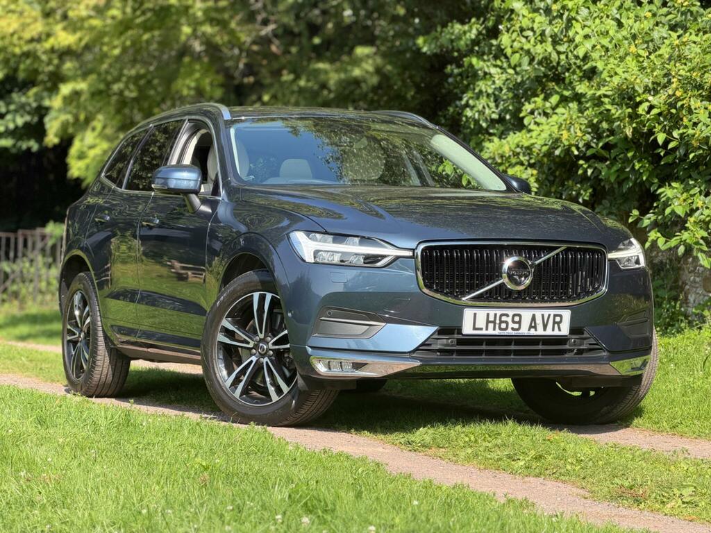 Volvo XC60 2.0 B4 Mhev Momentum Pro Awd Euro 6 Ss Blue