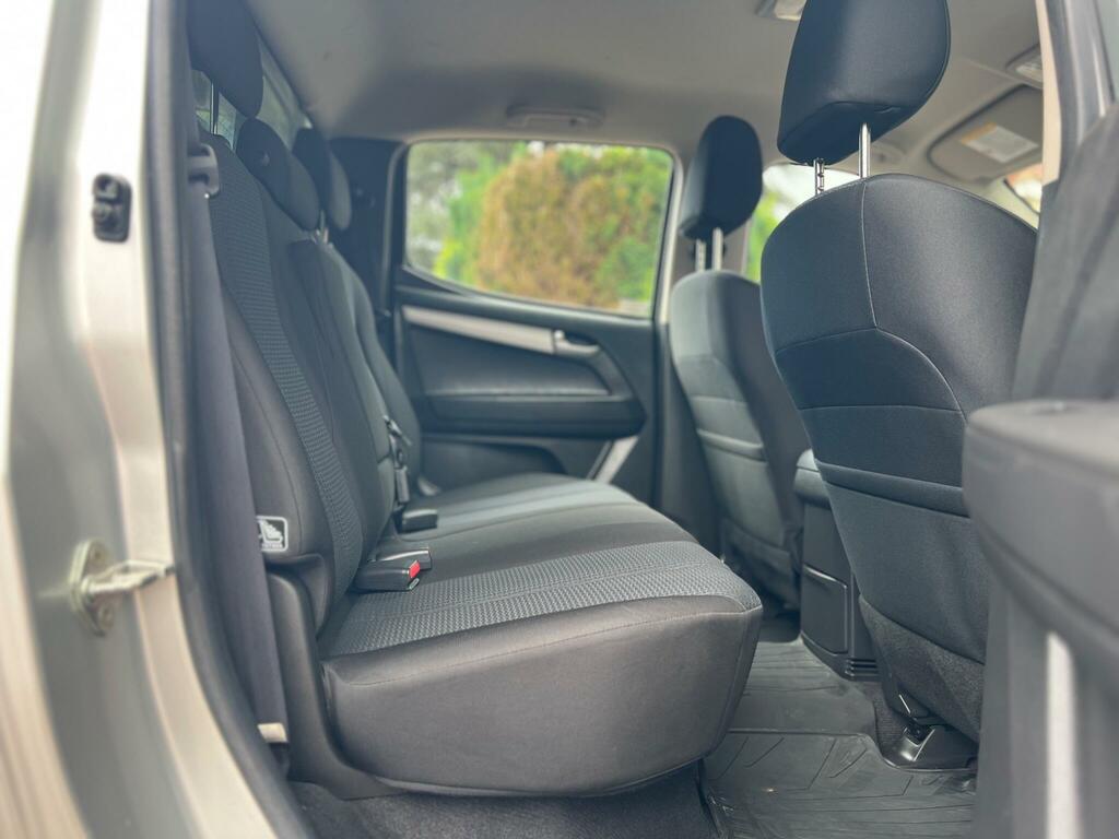 Isuzu D-Max Td Utah Vision Dcb Truckman No Vat Red #28