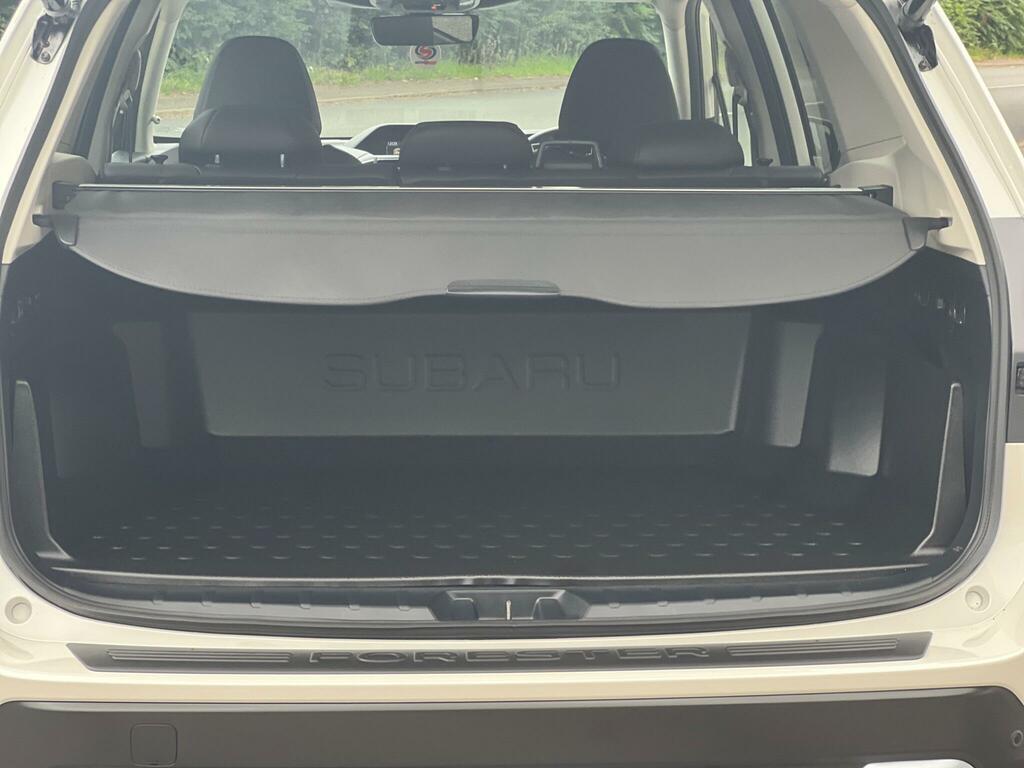 Subaru Forester 2.0I E-boxer Xe Premium Lineartronicrear Cam Grey #26
