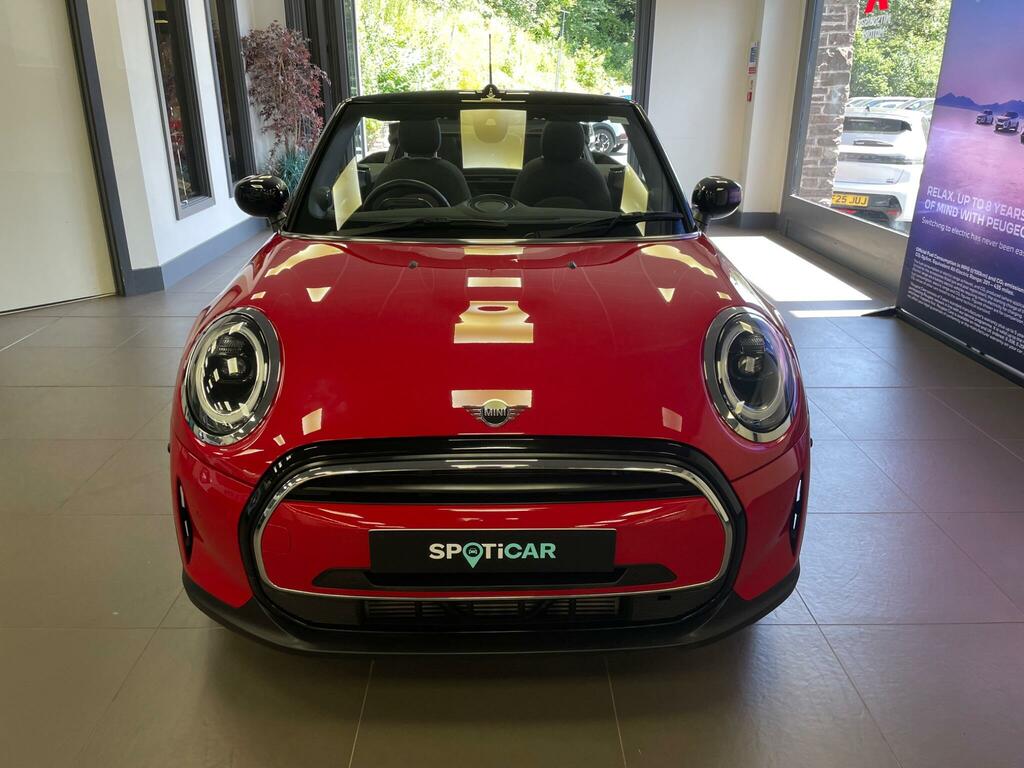 Mini Convertible 1.5 Cooper Classic Convertible Steptron Red #2