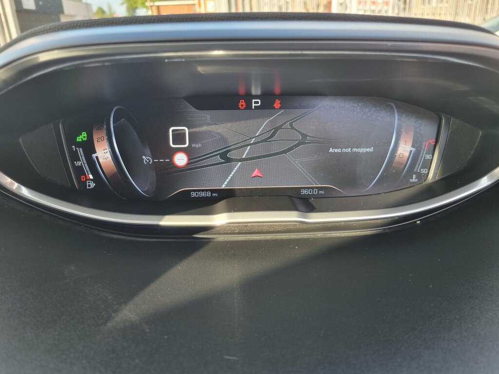 Peugeot 3008 1.5 Bluehdi Allure Red #16