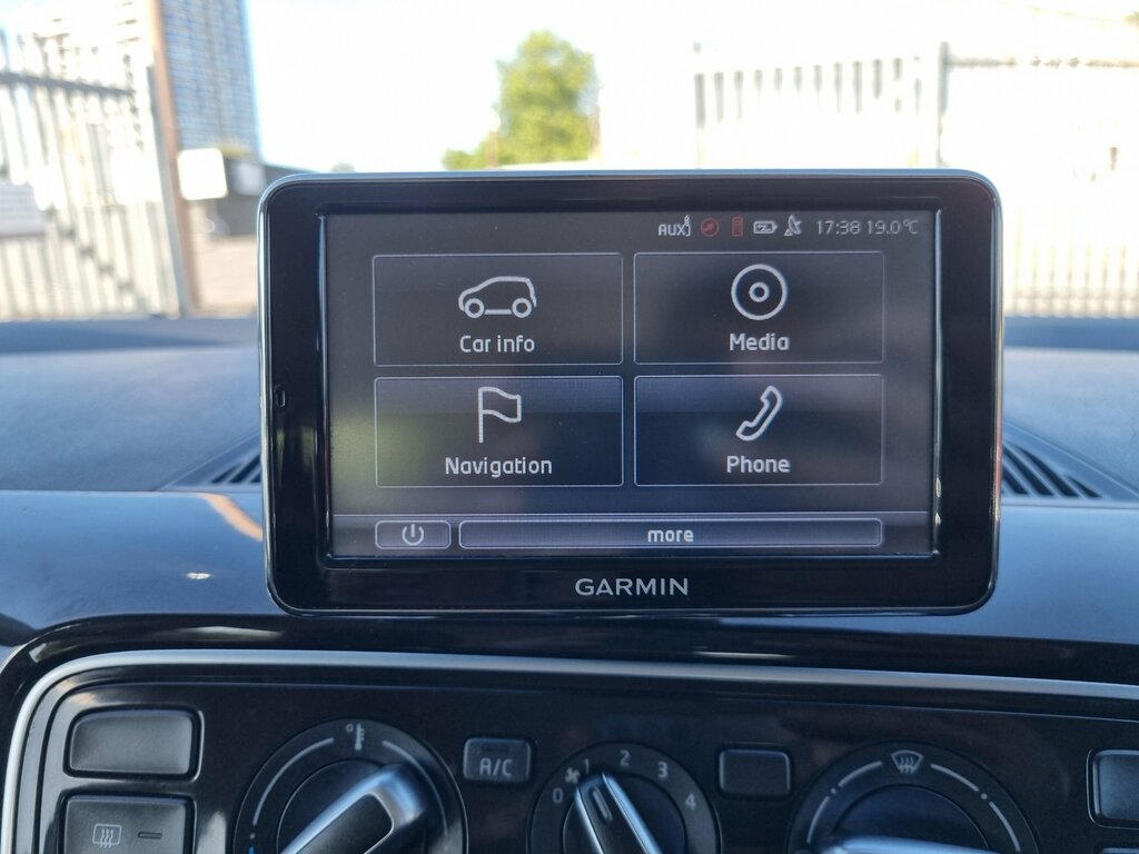 Volkswagen Up Move Up Bluemotion Technology Blue #15